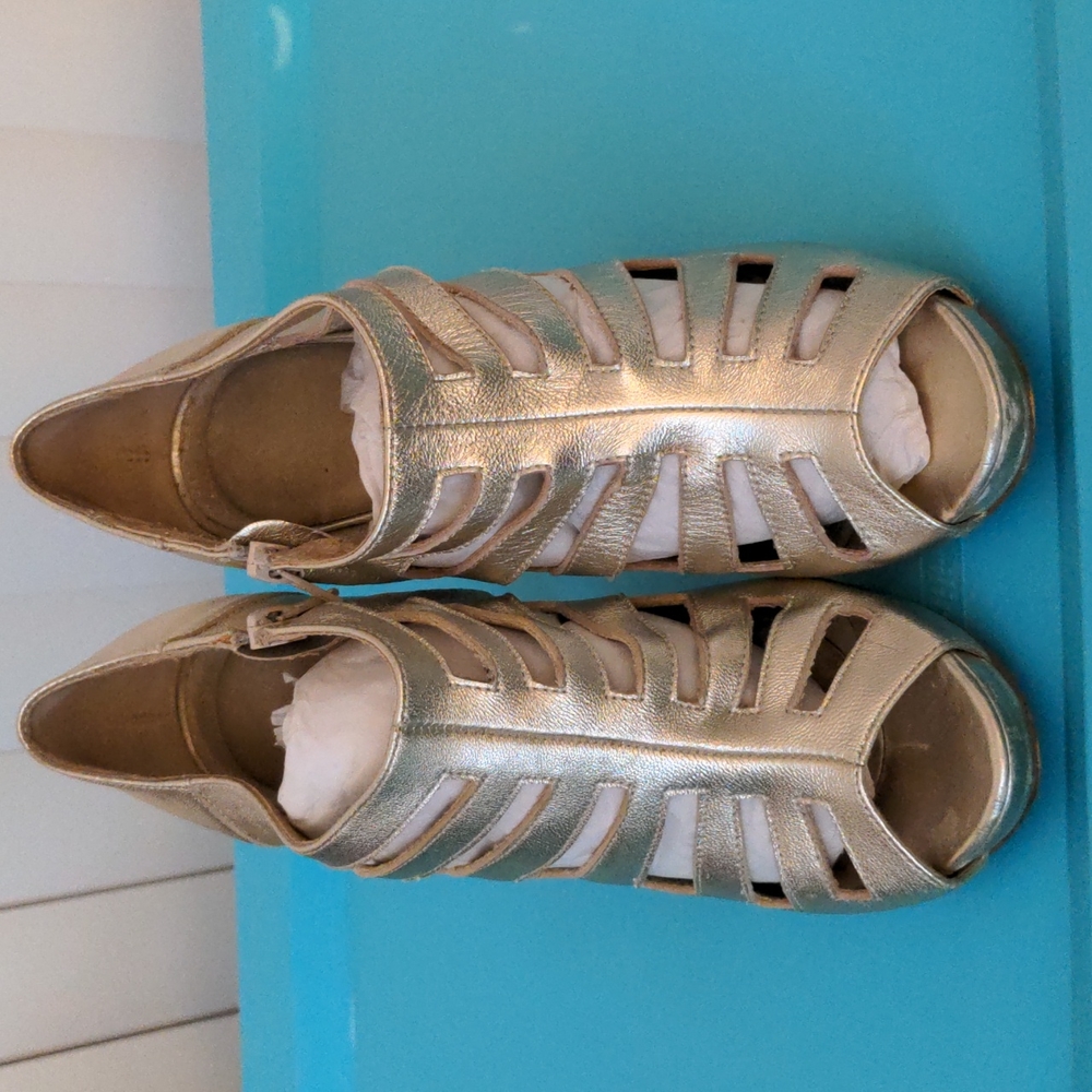 Steve Madden platform booties gold leather